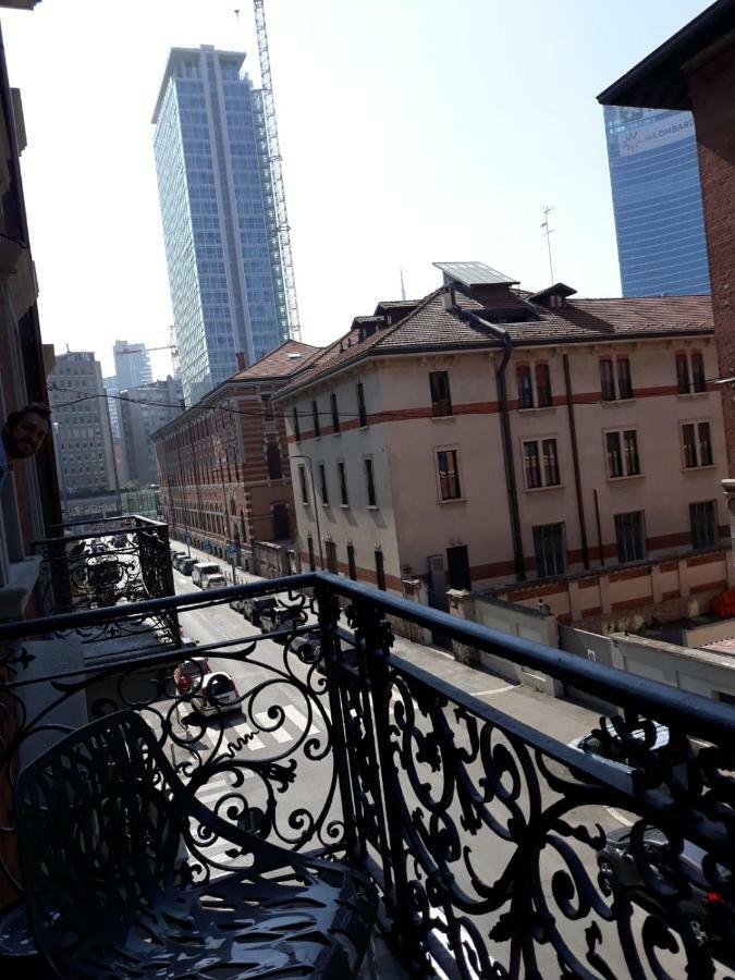 Appartamento Con Vista Milan Luaran gambar